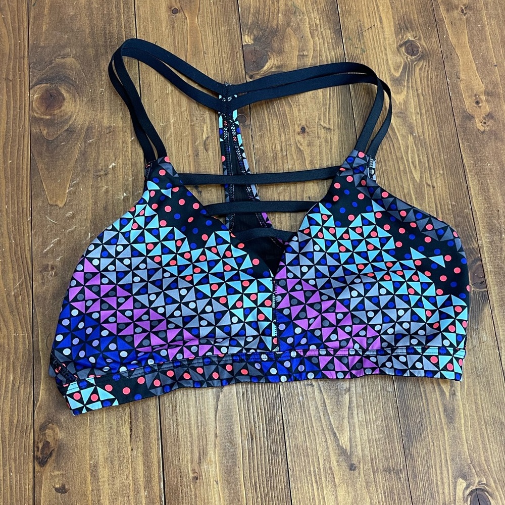 Victorias Secret sports bra size medium